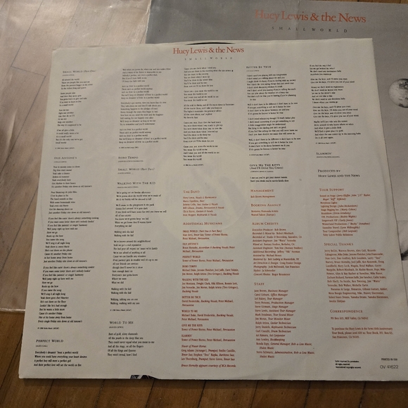Huey Lewis and the News Small World vintage vinyl record album GUC - Picture 3 of 10